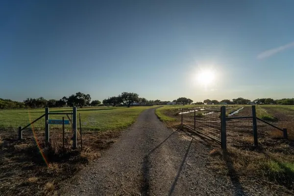 $145,000 | 9627 County Road 197, Breckenridge, TX 76424