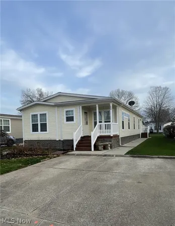 $99,900 | 77 A Street Southwest, Navarre, OH 44662