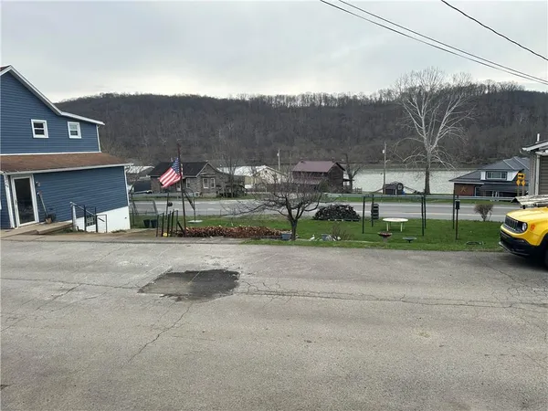 $64,700 | 111 Center Street, Millsboro, PA 15348