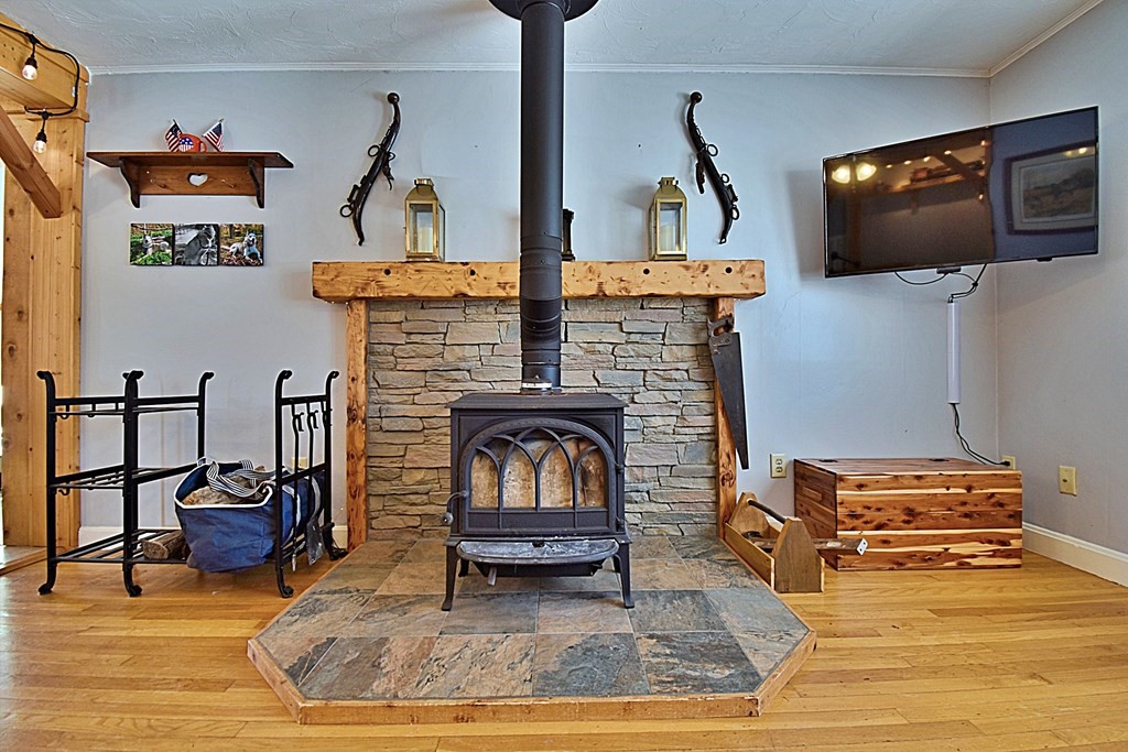 54 Fitchburg Road Ashburnham, MA 01430 - Photo 5 of 26