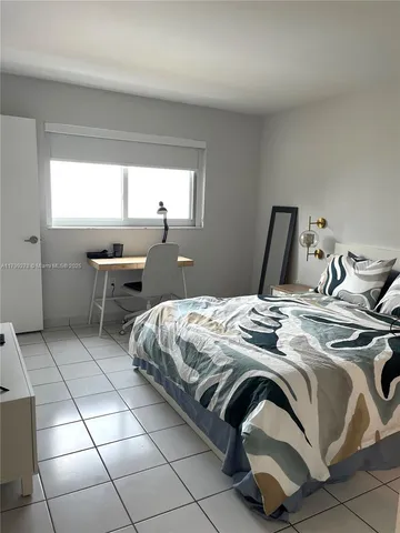 $2,300 | 6801 Harding Avenue, Unit 323, Miami Beach, FL 33141