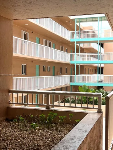 $2,300 | 6801 Harding Avenue, Unit 323, Miami Beach, FL 33141