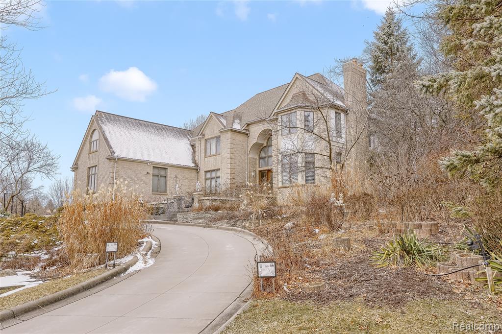 1721 Archers Pointe Rochester Hills, MI 48306 - Photo 8 of 59