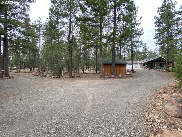 a view of a garage with chairs