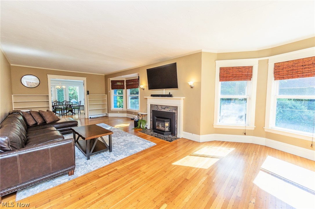 10317 Brighton Road Cleveland, OH 44108 - Photo 2 of 35 Gallery Image 2