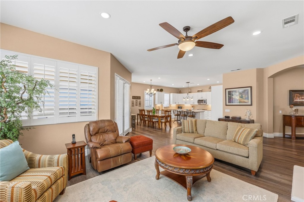 973 Ironwood Road Beaumont, CA 92223 - Photo 11 of 54