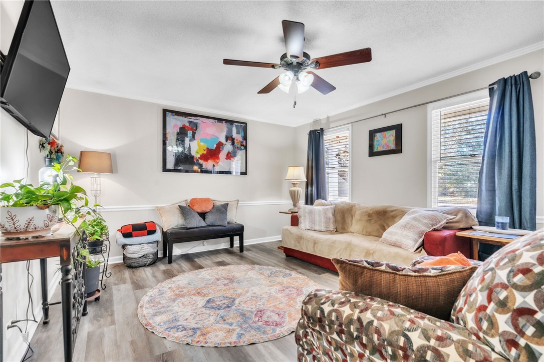 102 Cone Drive Liberty, SC 29657 - Photo 3 of 30