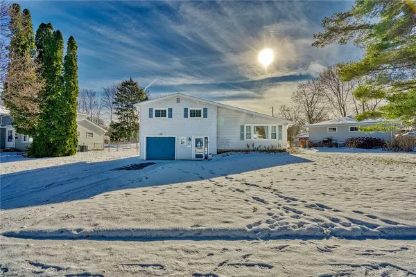 $230,000 | 791 Rumson Road, Greece, NY 14616