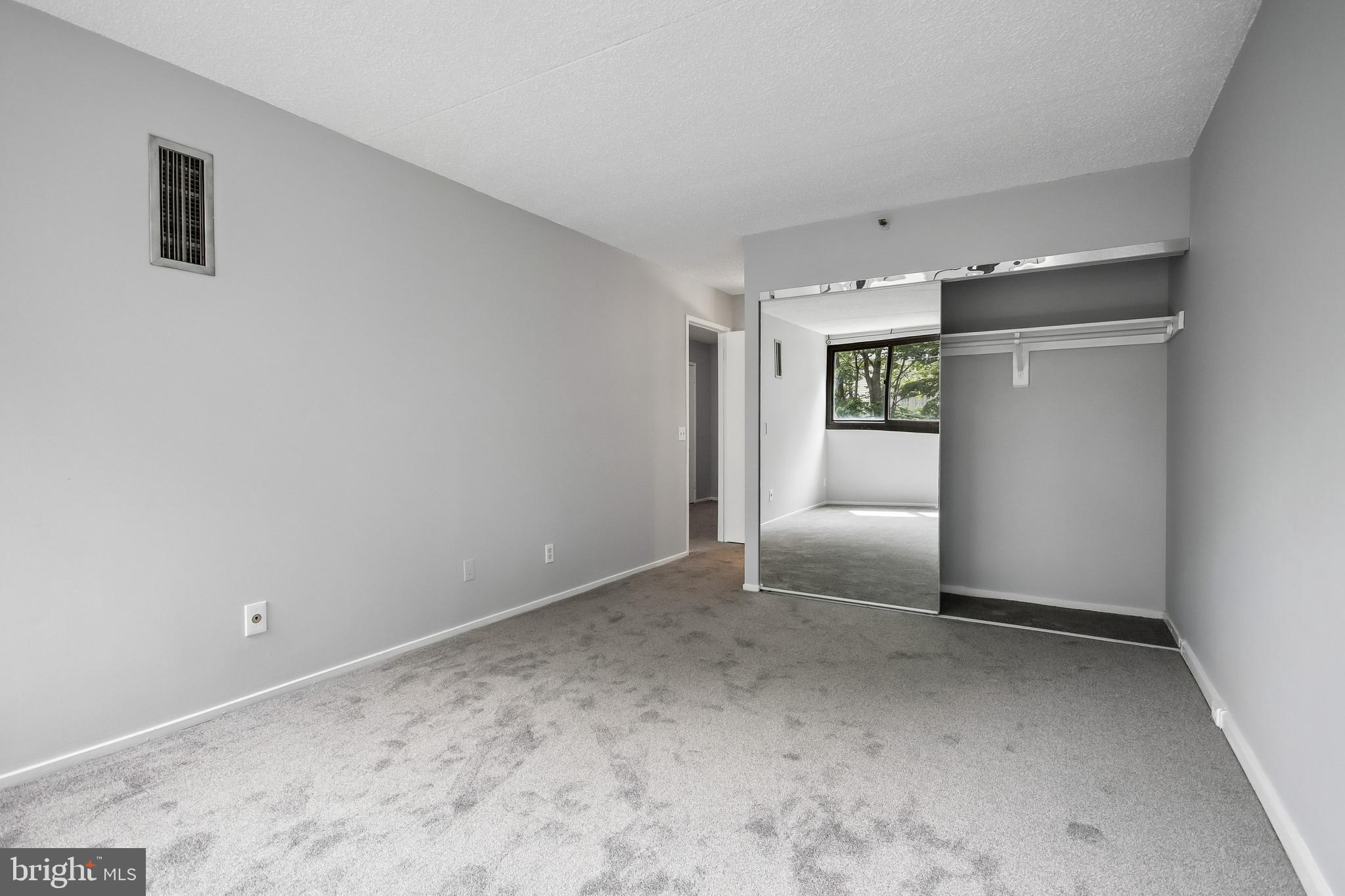 5911 Edsall Road, Unit 309 Alexandria, VA 22304 - Photo 10 of 25