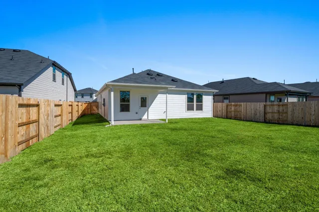 $254,990 | 17311 Thor Well Lane, Crosby, TX 77532