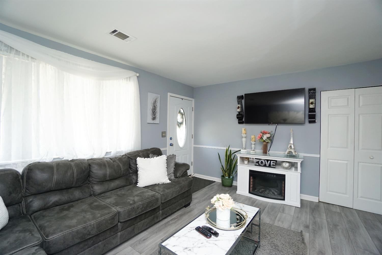 10857 Pippin Road Cincinnati, OH 45231 - Photo 5 of 25 Gallery Image 5