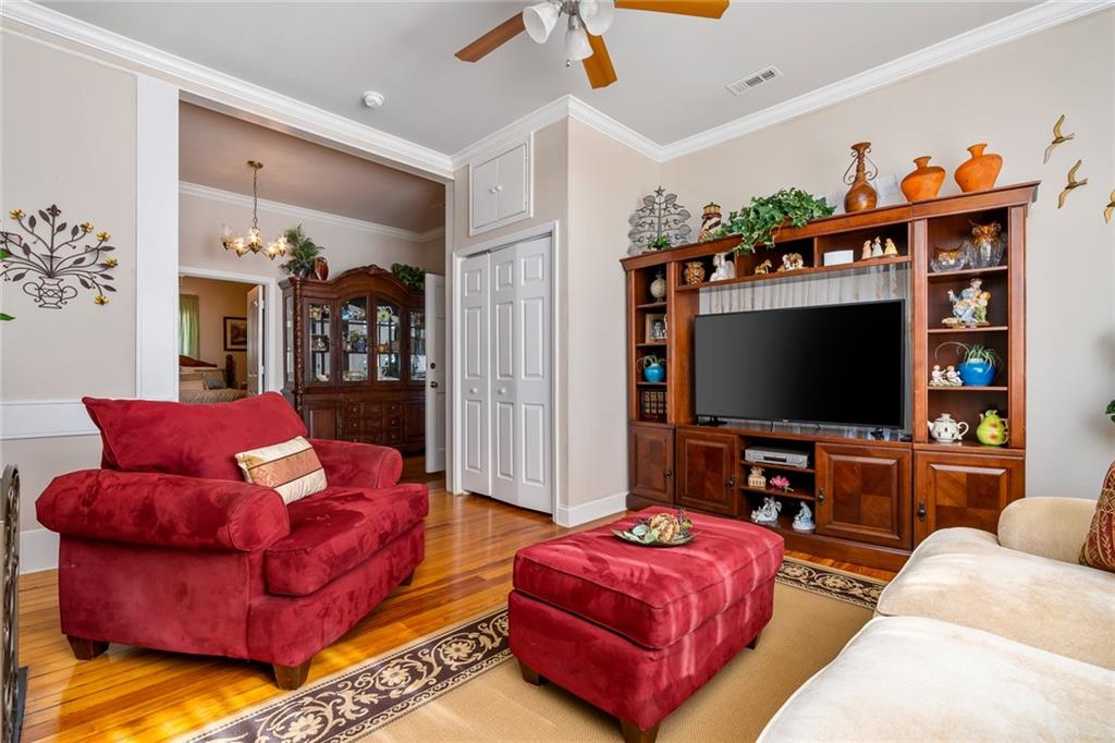 216 Riley Street Anderson, SC 29624 - Photo 6 of 47