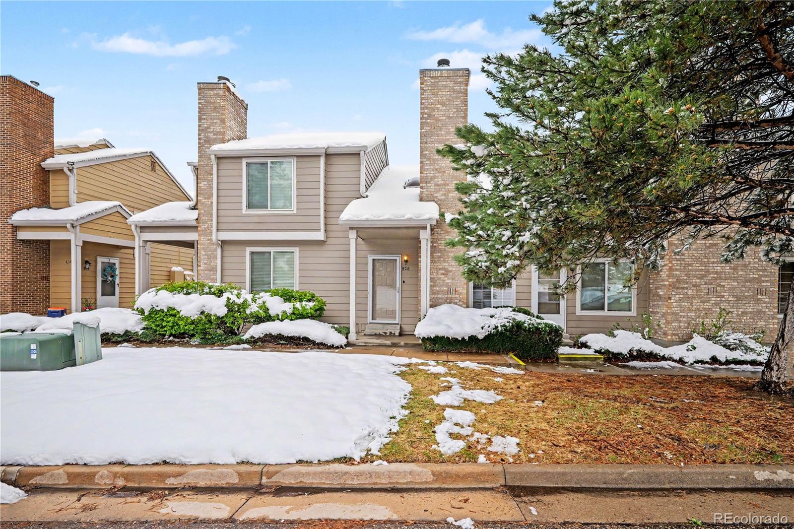 828 Summer Drive Highlands Ranch, CO 80126 - Photo 2 of 23