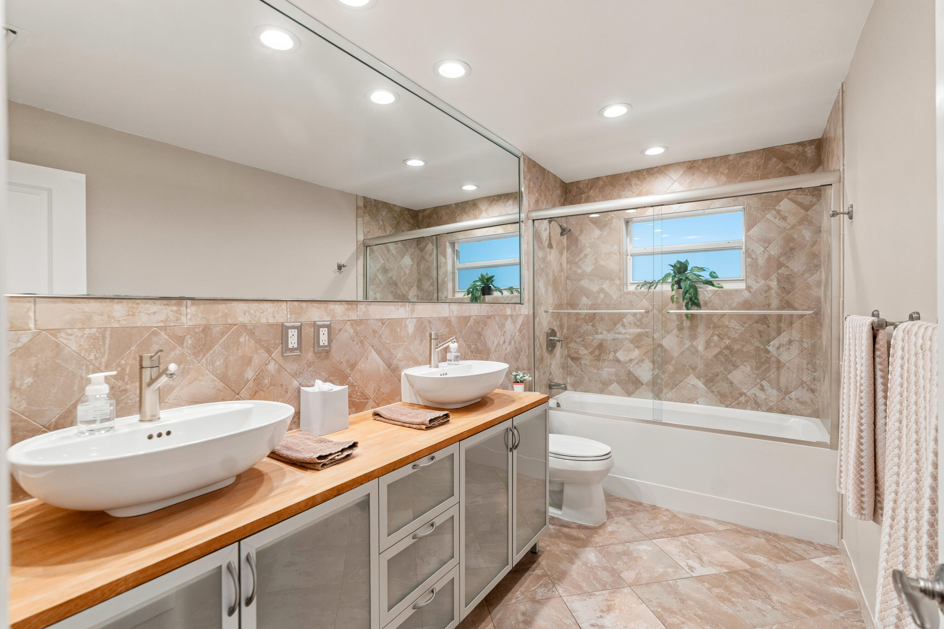 22829 Horseshoe Way Boca Raton, FL 33428 - Photo 38 of 67 DSC06958
