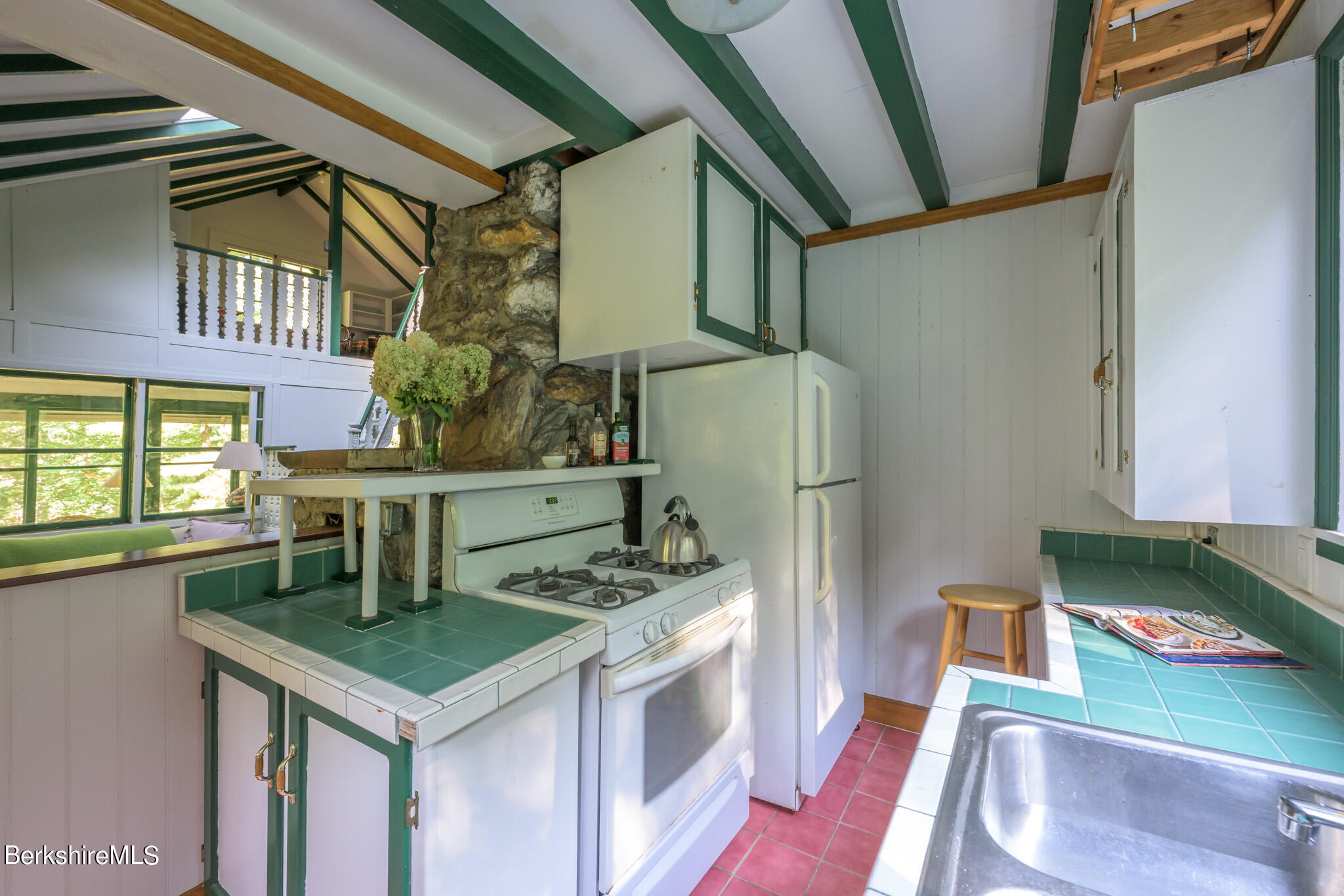 22 Mahkeenac Heights Road Stockbridge, MA 01262 - Photo 25 of 55 Kitchen