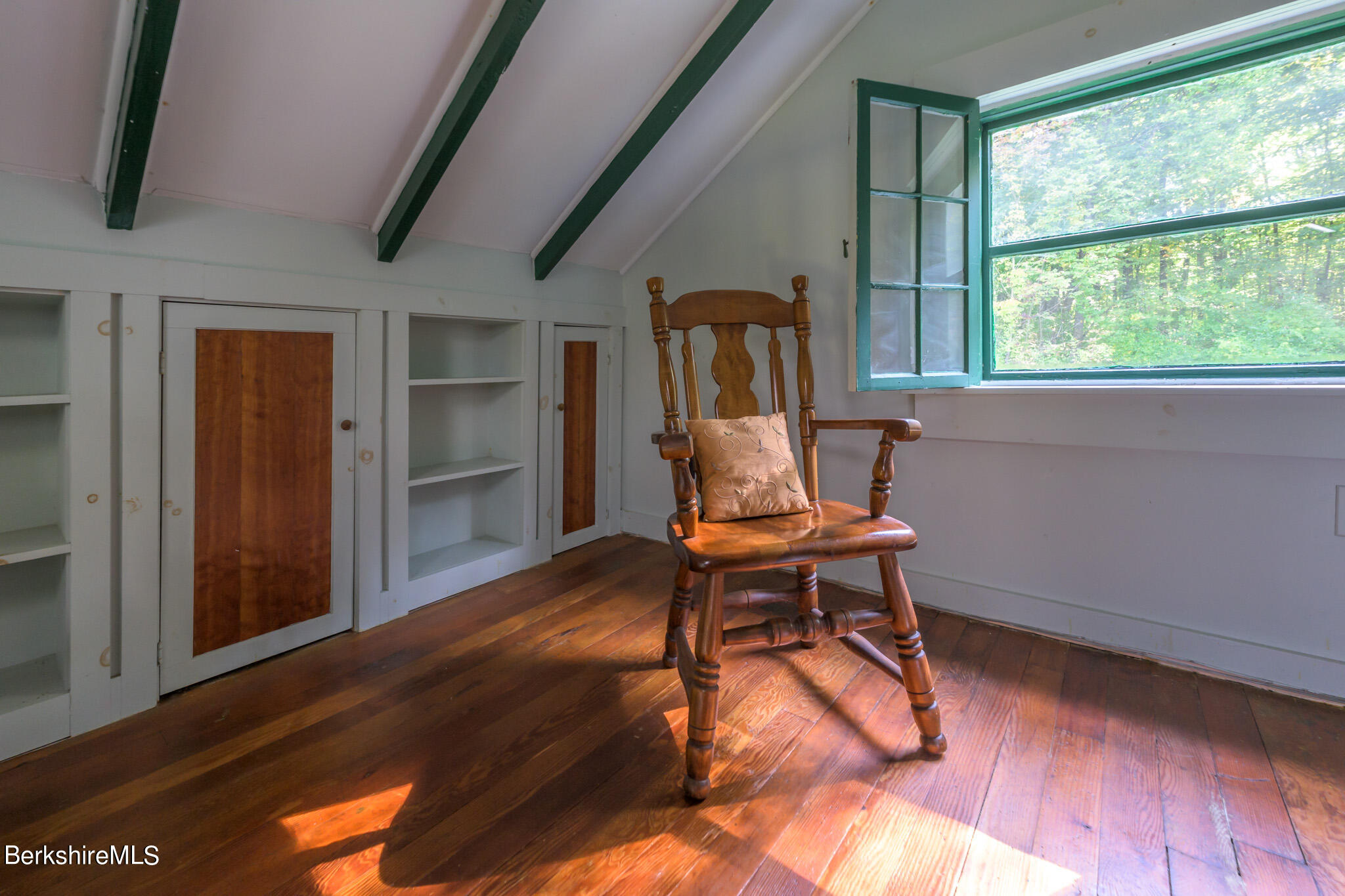 22 Mahkeenac Heights Road Stockbridge, MA 01262 - Photo 42 of 55 Other side of the Loft Space