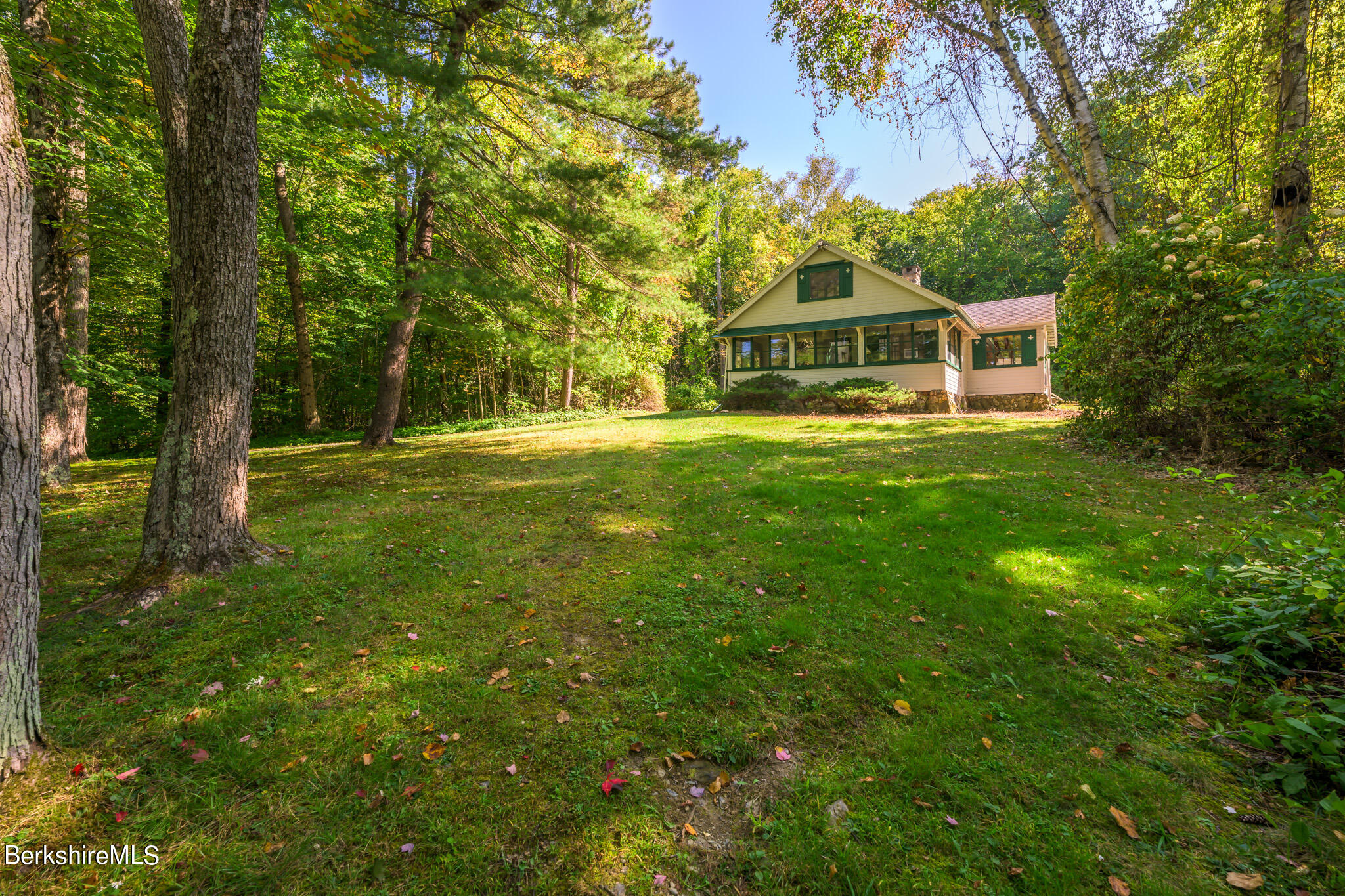 22 Mahkeenac Heights Road Stockbridge, MA 01262 - Photo 5 of 55 Front View of the House