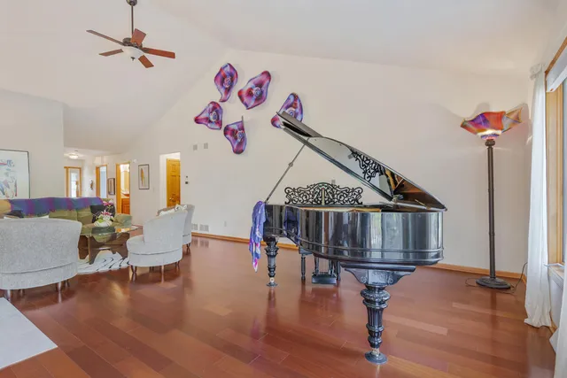 $595,000 | 18710 Follett Drive, Brookfield, WI 53045