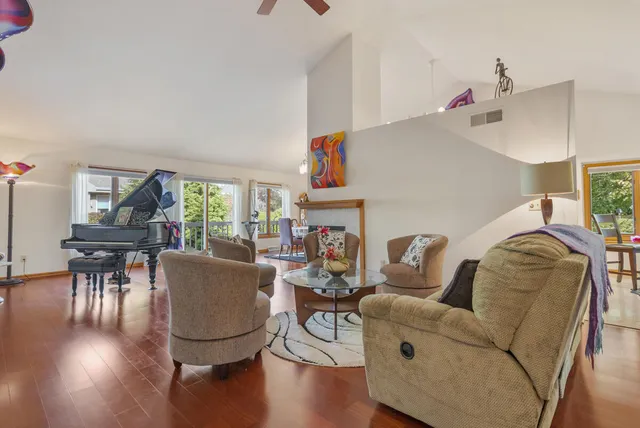 $595,000 | 18710 Follett Drive, Brookfield, WI 53045