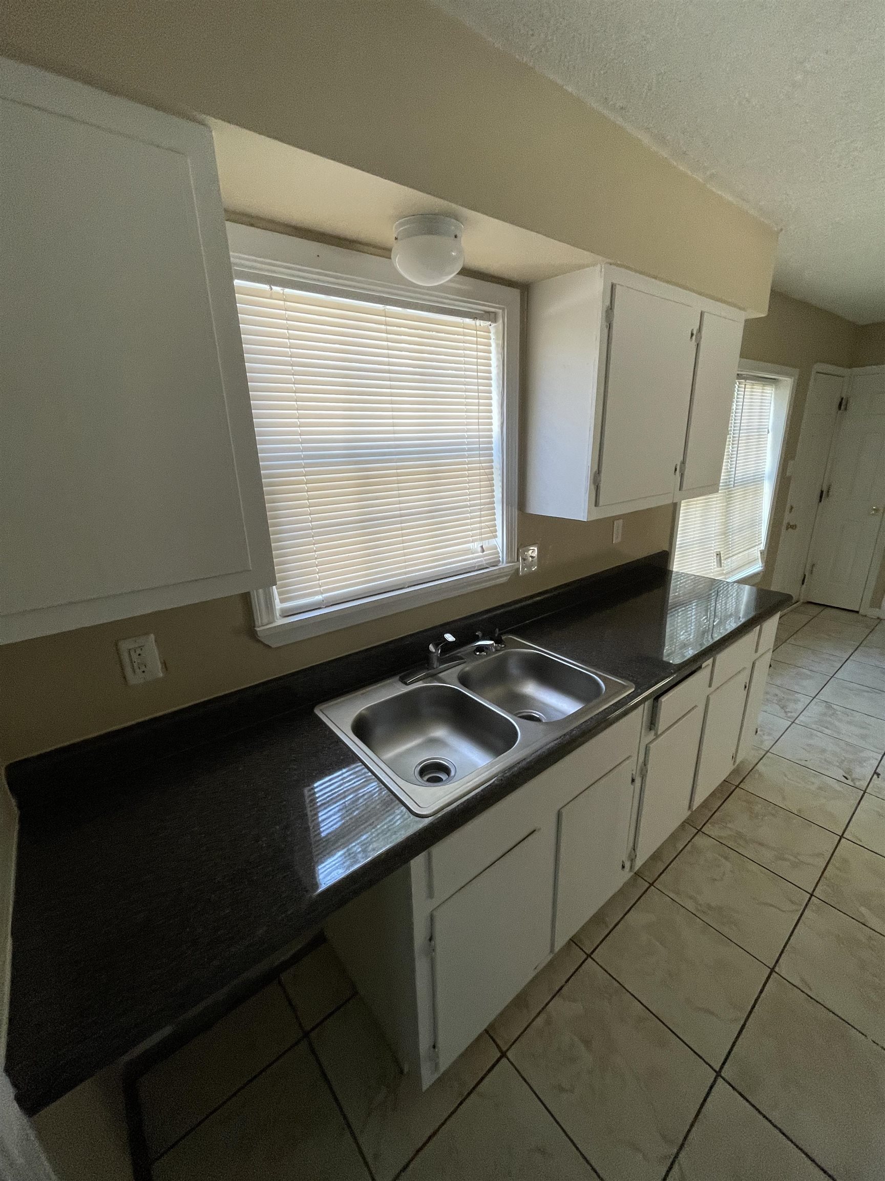 4040 Berrybrook Road Memphis, TN 38115 - Photo 8 of 14 Gallery Image 8