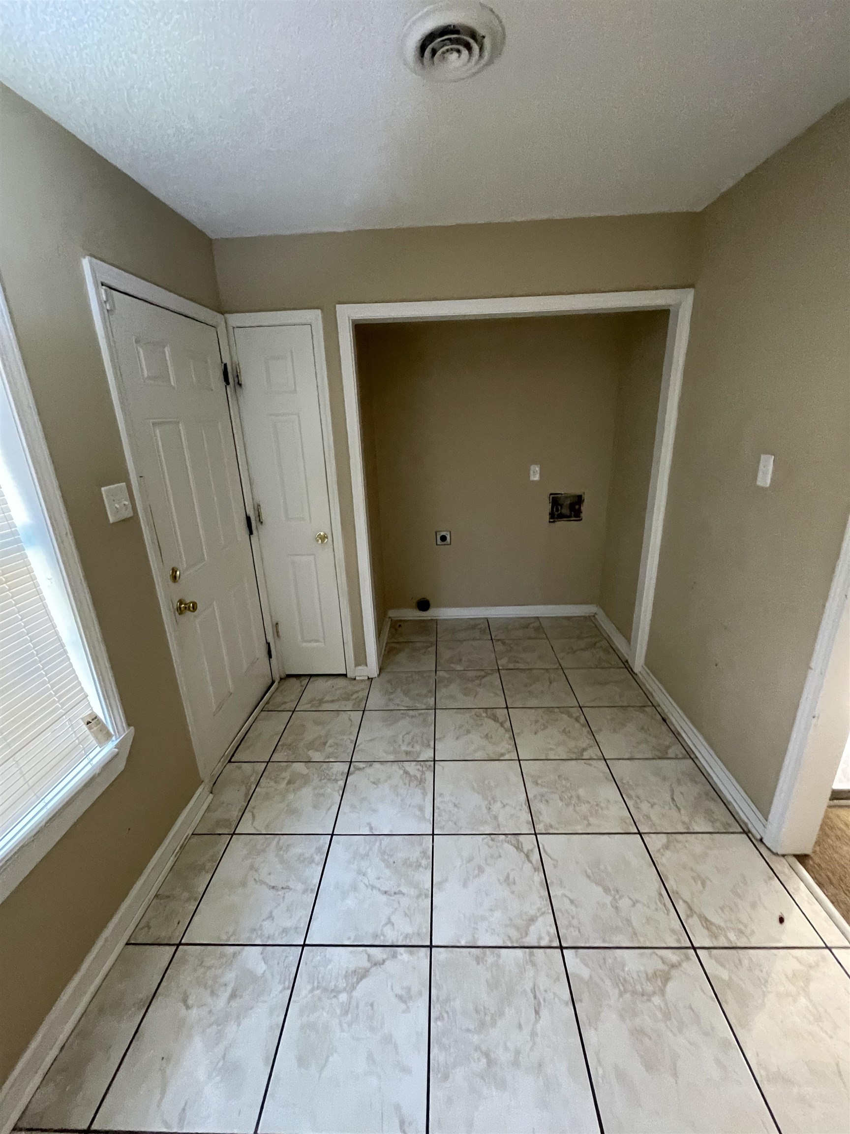 4040 Berrybrook Road Memphis, TN 38115 - Photo 9 of 14 Gallery Image 9