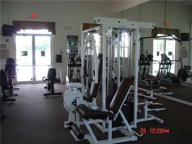 $2,700 | 9759 Lago Drive, Boynton Beach, FL 33472