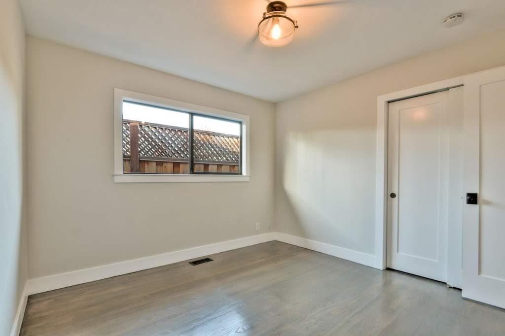3959 Paladin Drive San Jose, CA 95124 - Photo 20 of 31 an empty room with a window