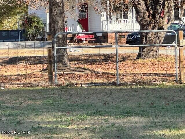567 Ridge Drive Winterville, NC 28590 - Photo 5 of 47 1 of 2 Double Farm Gates