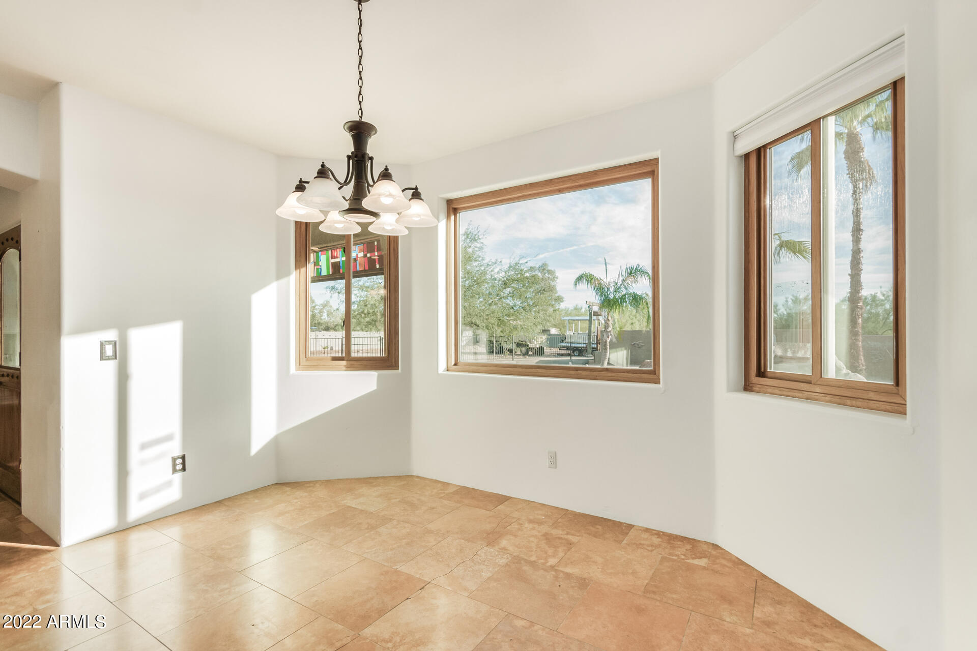 411 West Irvine Road Phoenix, AZ 85086 - Photo 11 of 41 23 - Irvine