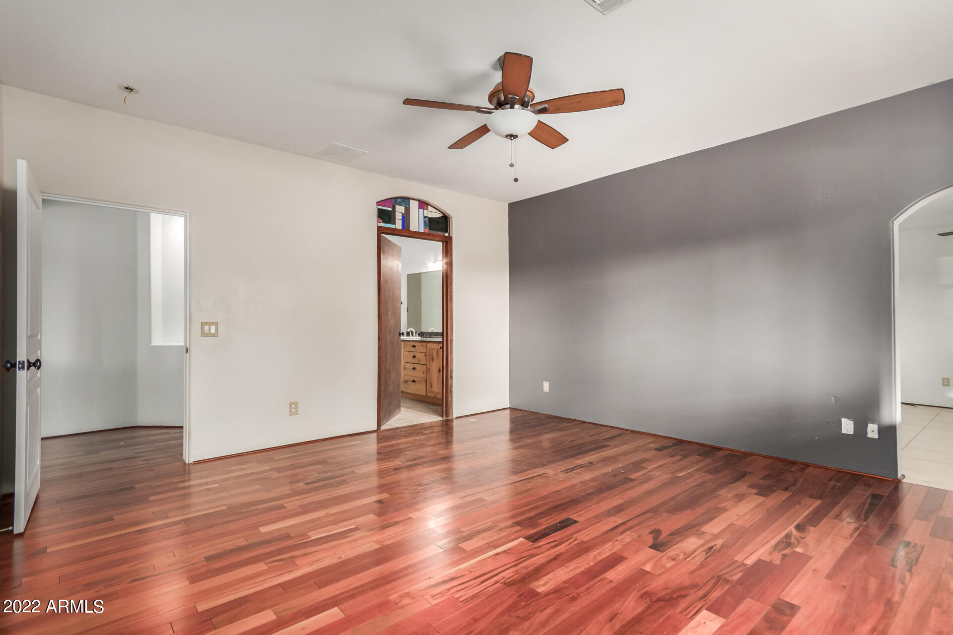 411 West Irvine Road Phoenix, AZ 85086 - Photo 18 of 41 32 - Irvine