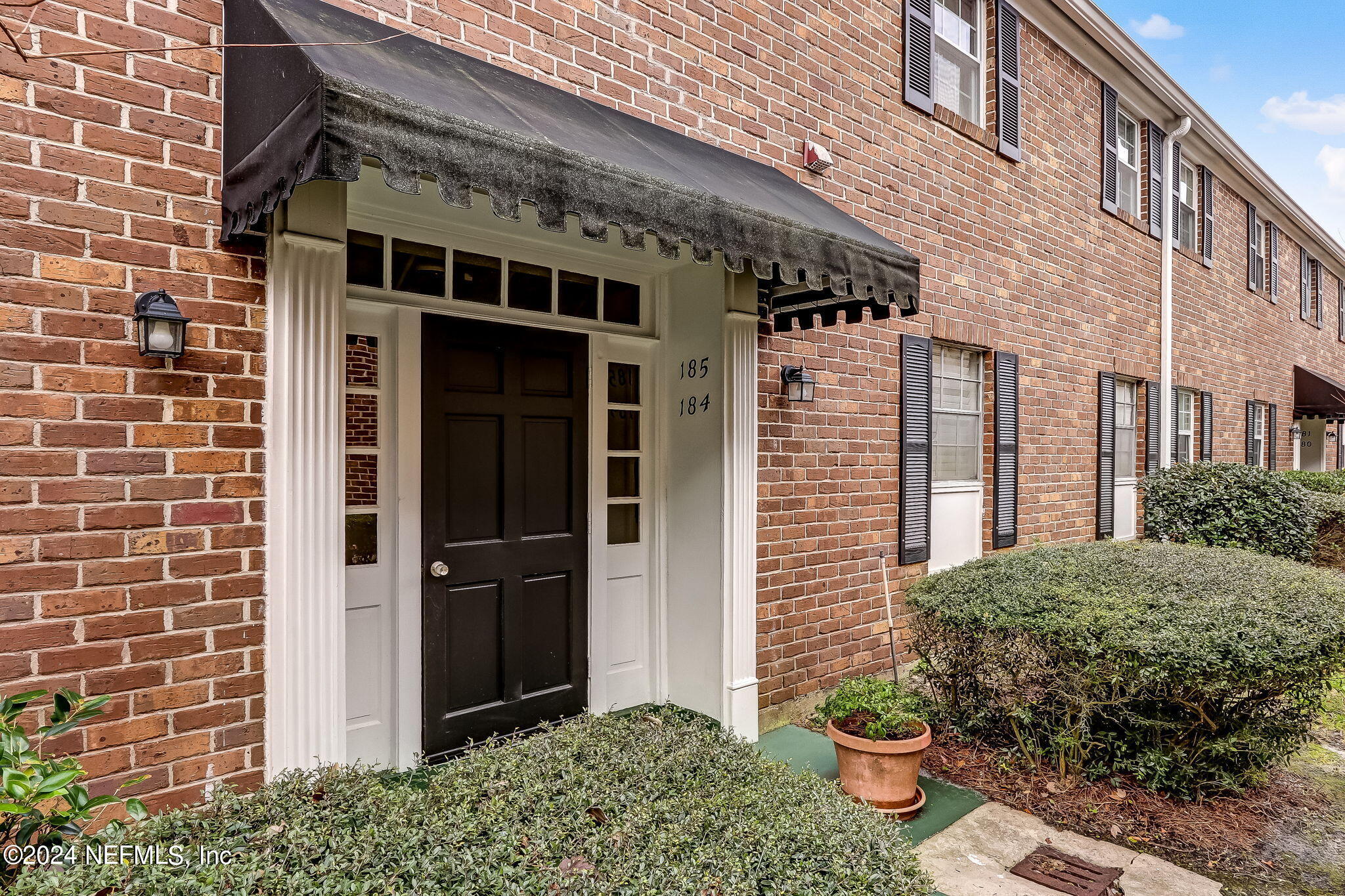 4358 Timuquana Road, Unit 185 Jacksonville, FL 32210 - Photo 3 of 31 5-web-or-mls-LR 4358 Timuquana Rd AA-5