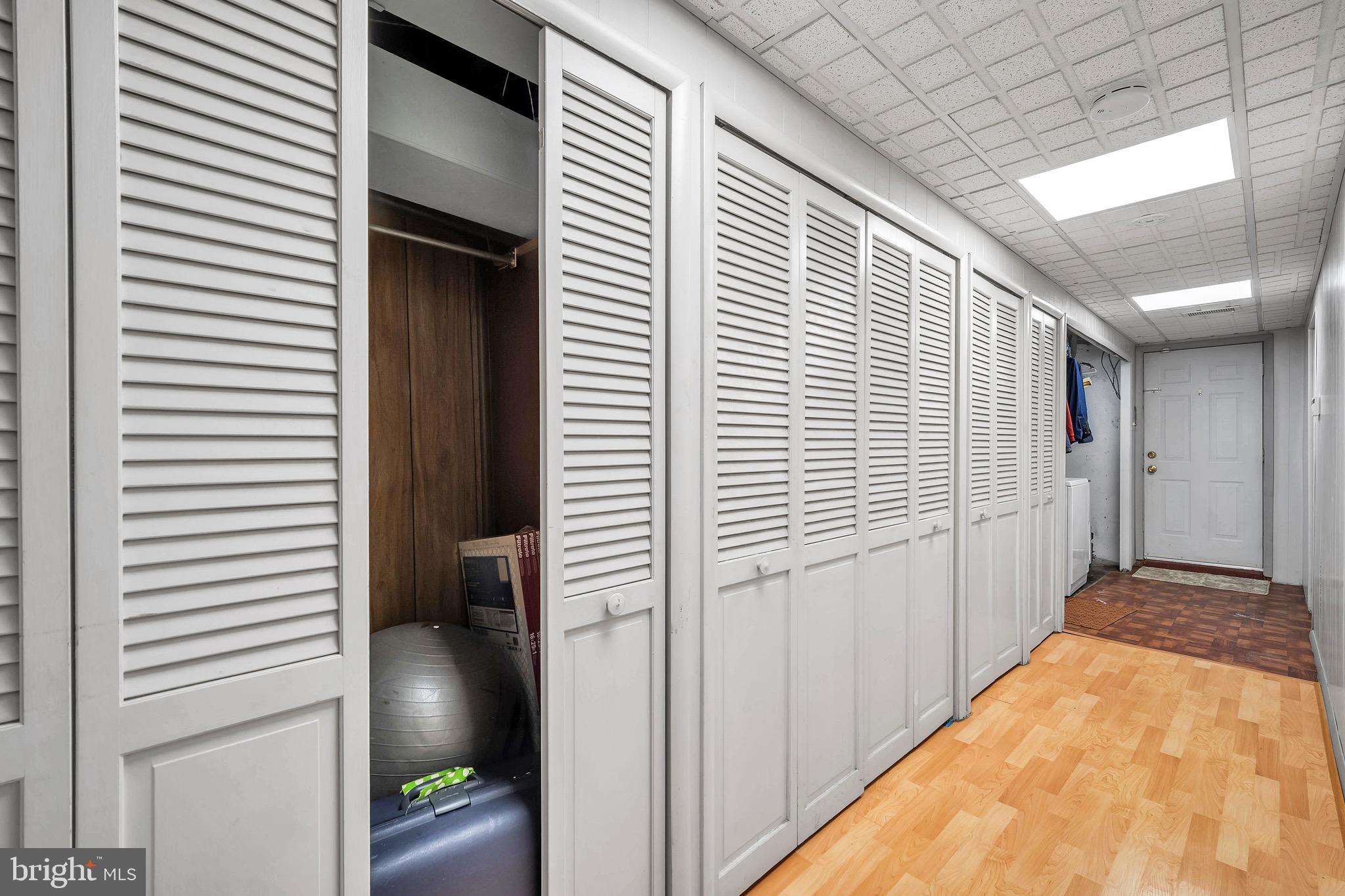 1100 Surrey Road Philadelphia, PA 19115 - Photo 28 of 33