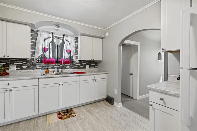 $149,900 | 3009 Leechburg Road, Lower Burrell, PA 15068