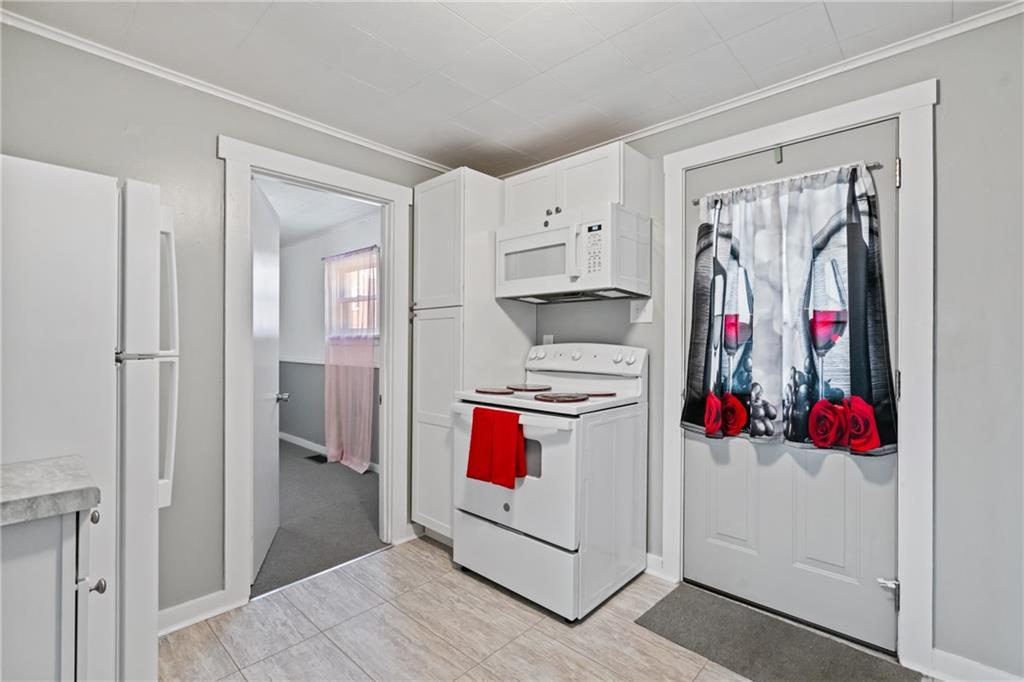 3009 Leechburg Road Lower Burrell, PA 15068 - Photo 12 of 22