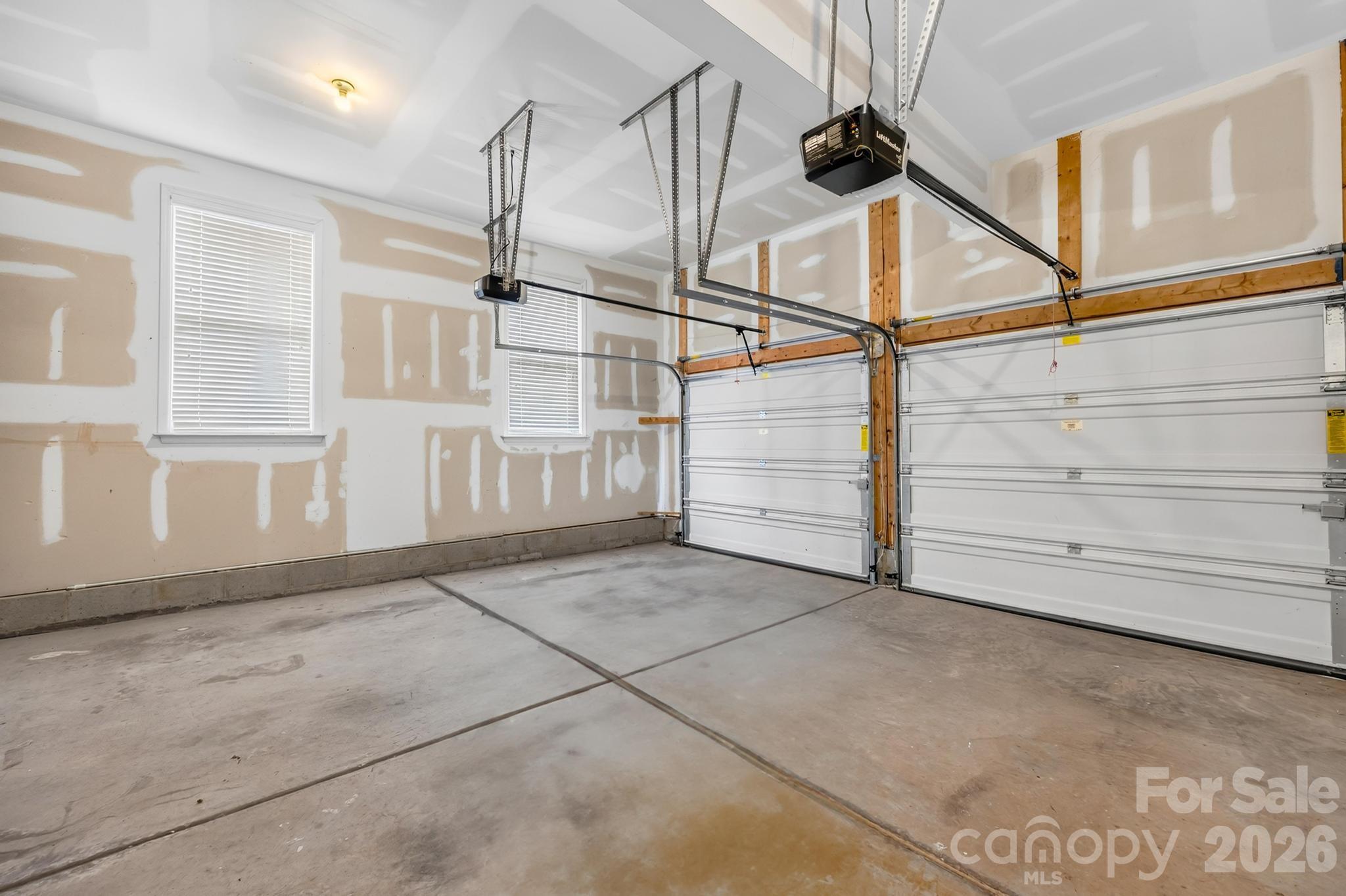 1004 Hawker Road Matthews, NC 28104 - Photo 28 of 46 Gallery Image 28