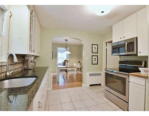 39 Saxon Road Worcester, MA 01602 - Photo 16 of 41 Gallery Image 16