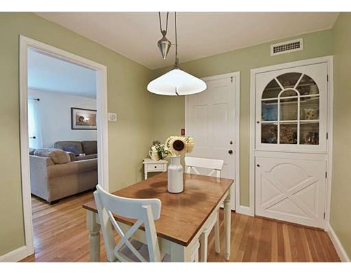 39 Saxon Road Worcester, MA 01602 - Photo 3 of 41 Gallery Image 3