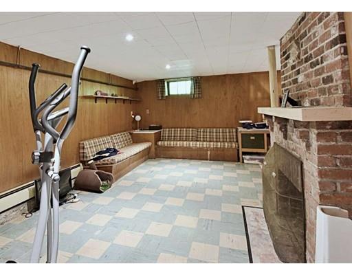 39 Saxon Road Worcester, MA 01602 - Photo 10 of 41 Gallery Image 10