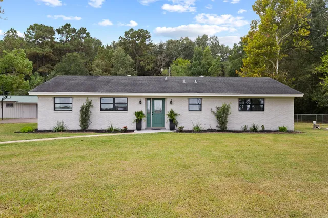 $399,000 | 18053 Highway 105, Sour Lake, TX 77659