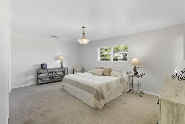 $399,000 | 18053 Highway 105, Sour Lake, TX 77659