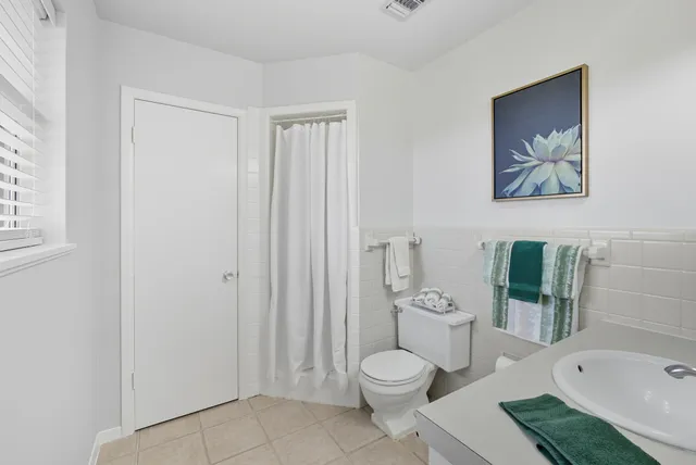 $399,000 | 18053 Highway 105, Sour Lake, TX 77659