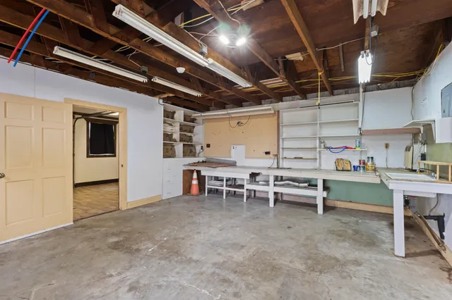 $399,000 | 18053 Highway 105, Sour Lake, TX 77659