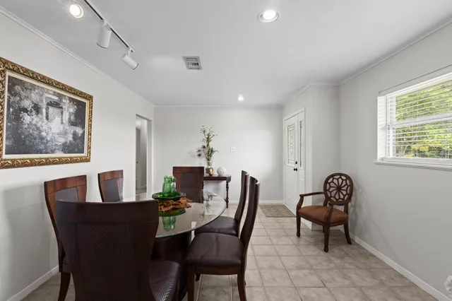 $399,000 | 18053 Highway 105, Sour Lake, TX 77659