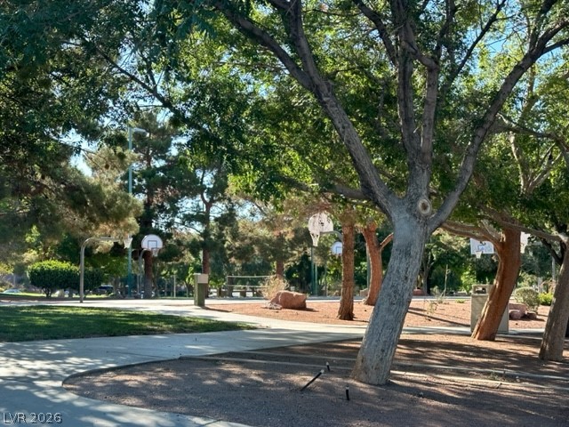 285 Spring Palms Street Henderson, NV 89012 - Photo 28 of 38 View of property's community featuring community basketball court