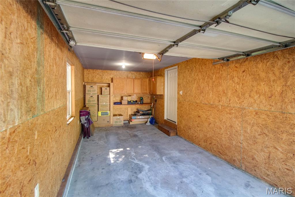 4442 Delta Queen Lane Godfrey, IL 62035 - Photo 32 of 37