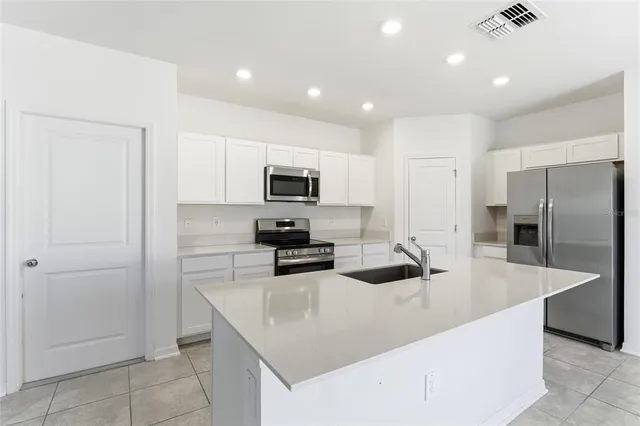 $2,100 | 1195 Tyler Loop, Lake Wales, FL 33859