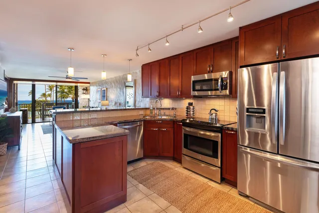 $599,000 | 250 Hauoli Street, Unit 412, Wailuku, HI 96793