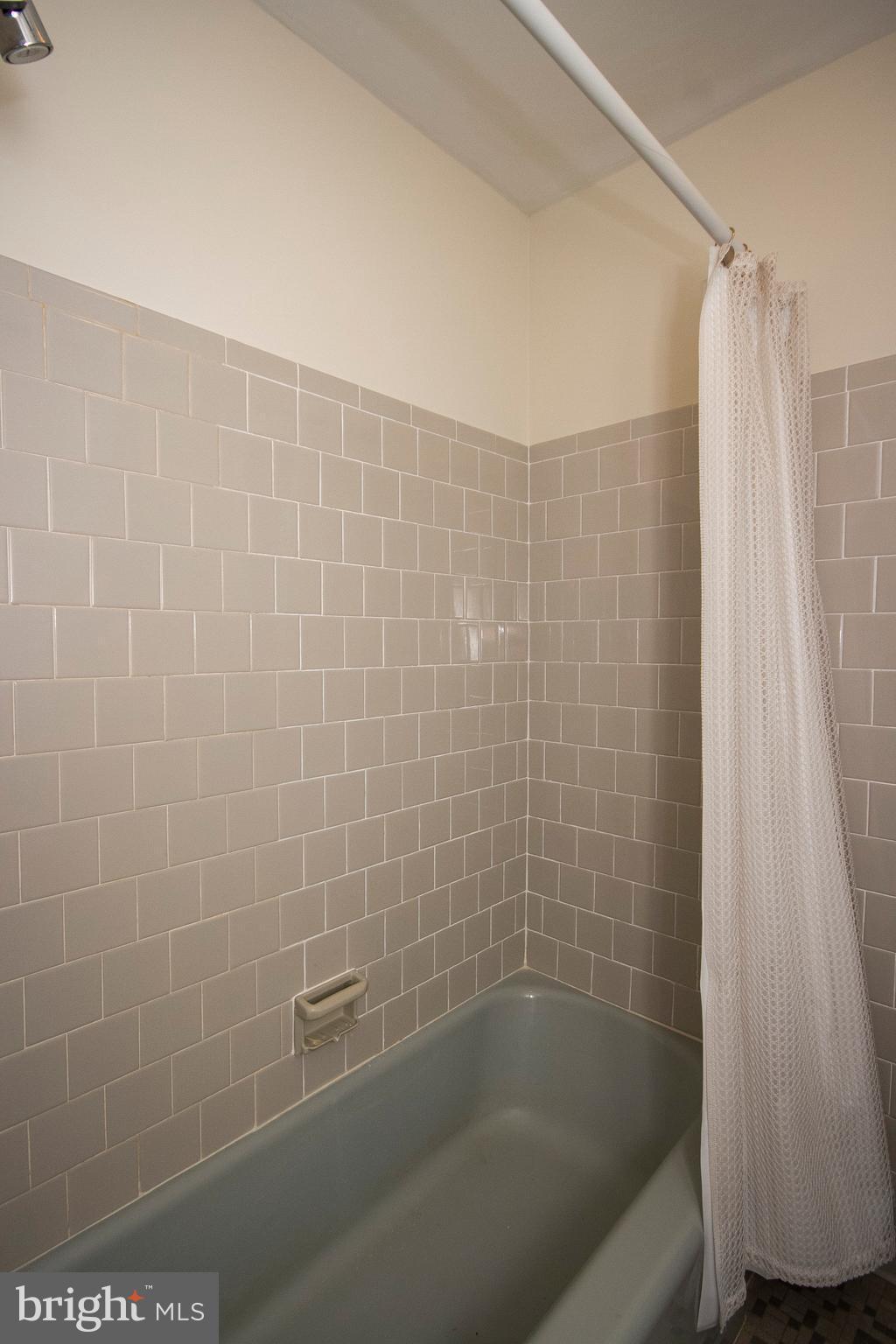 2103 Eastham Road Lutherville-Timonium, MD 21093 - Photo 19 of 28 Hall Bath