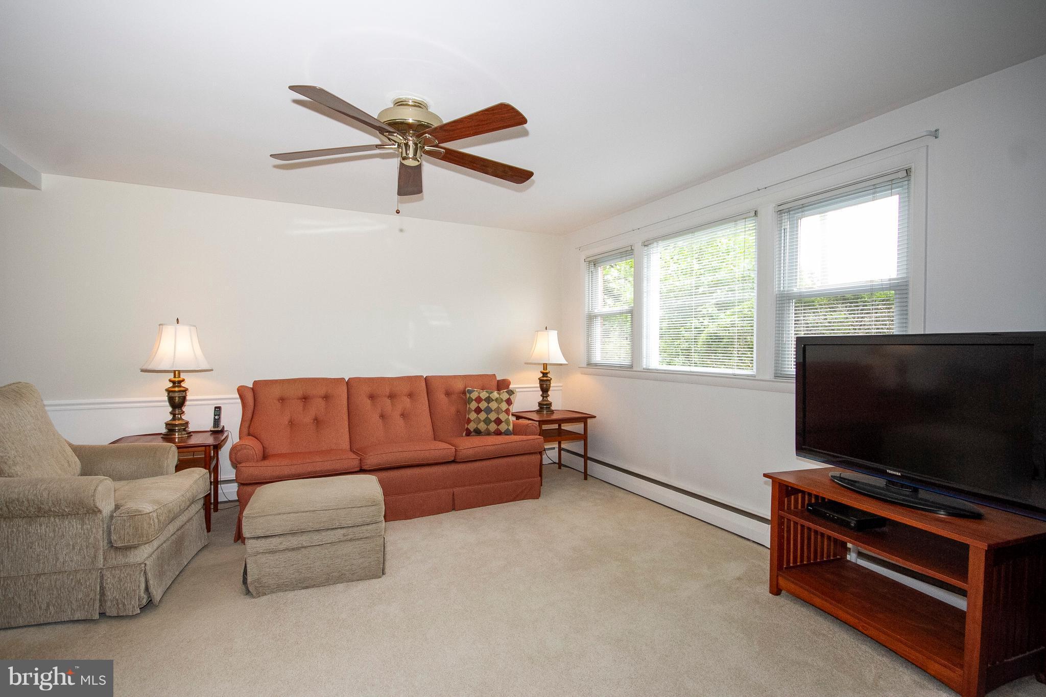 2103 Eastham Road Lutherville-Timonium, MD 21093 - Photo 9 of 28 Living Room