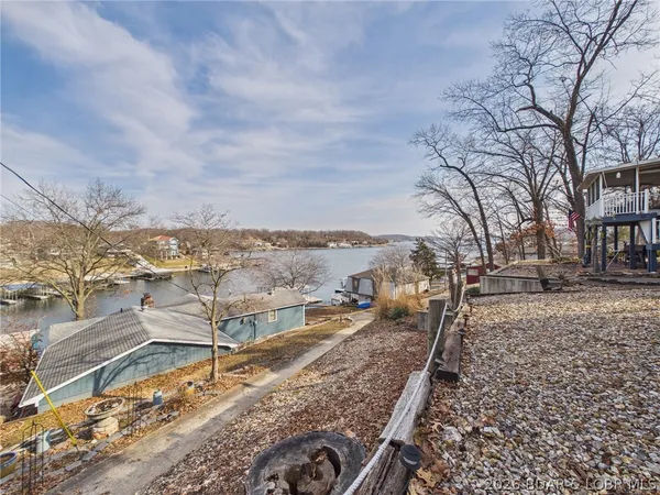 $394,900 | 82 Seasonal Drive, Sunrise Beach, MO 65079